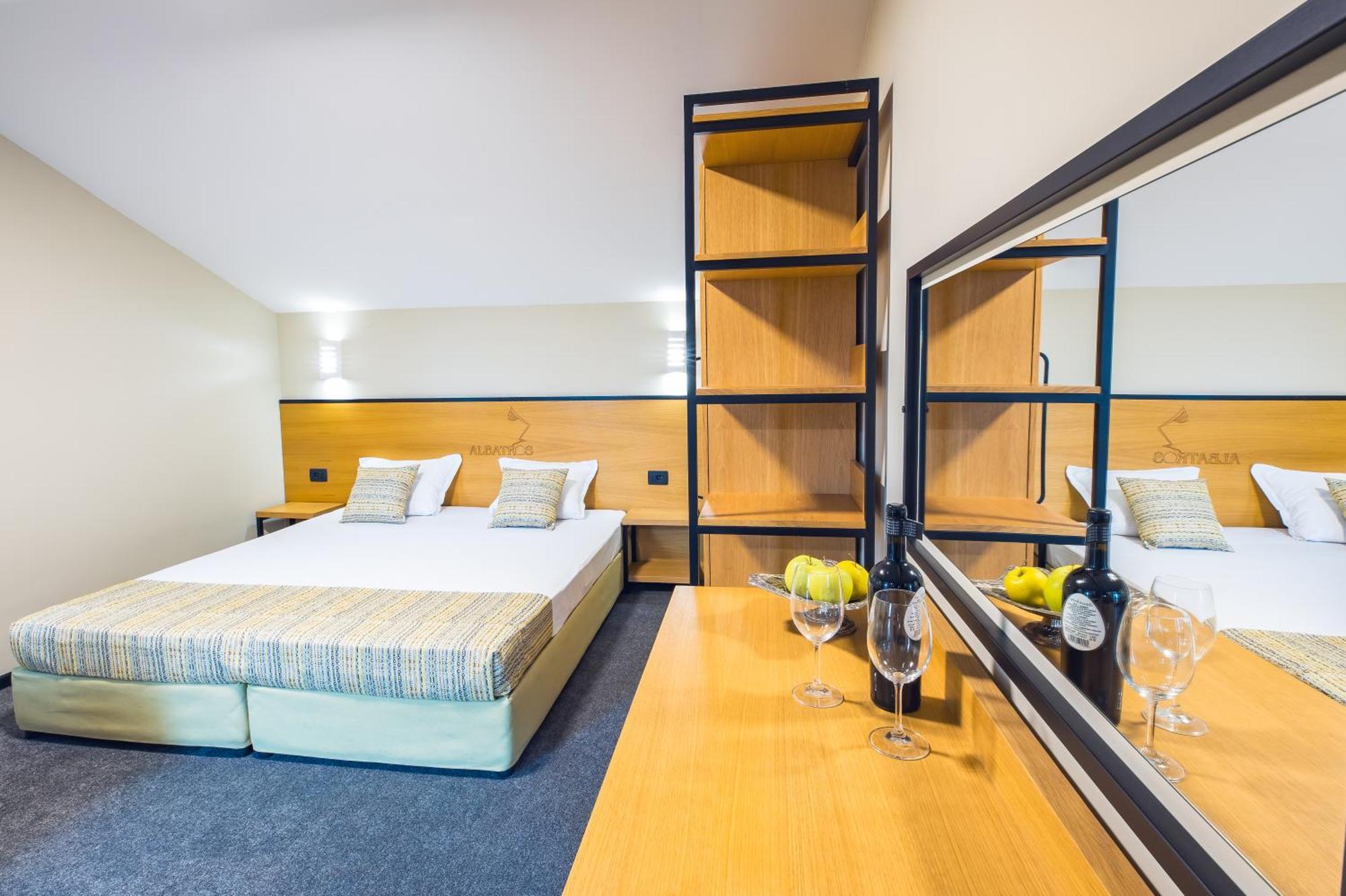 Hotel Albatros New Town Sozopol Exteriör bild